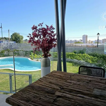Apartment Garden Pacos *